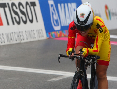 La ciclista salmantina Julia Rodríguez, durante la prueba junior de contrarreloj (C.Sánchez/Ical)