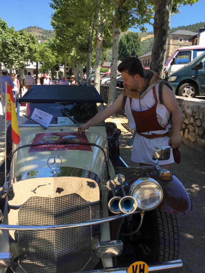 Uno de los coches de la concentración.