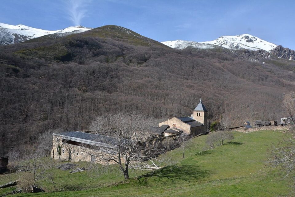 Montes de Valdueza, en la Tebaida berciana