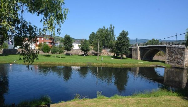 Playa fluvial de Cacabelos