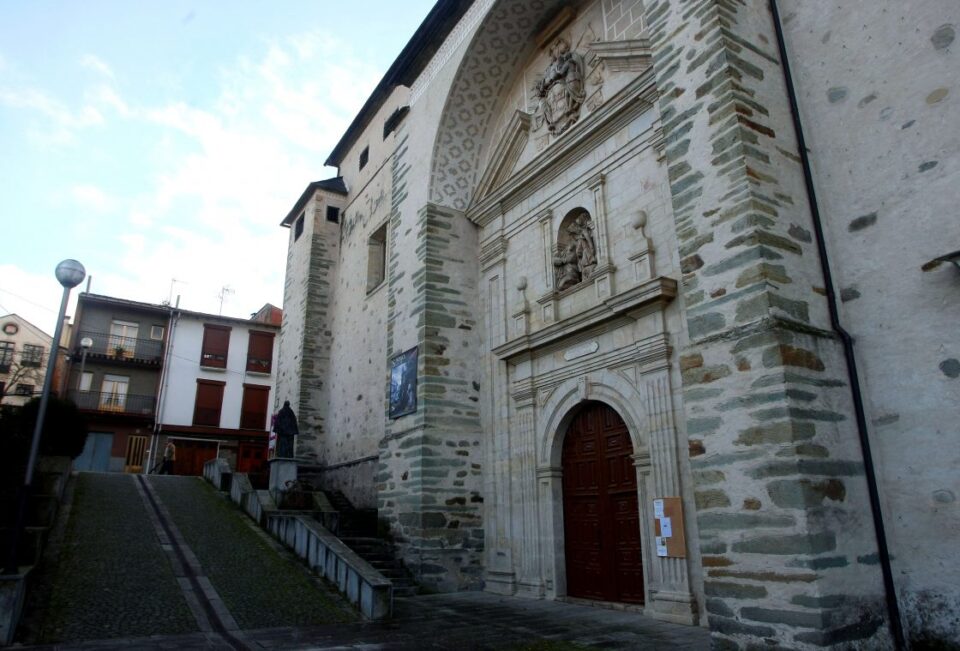 Iglesia de La Anunciada de Villafranca del Bierzo