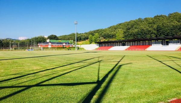 Estadio La Devesa. / Atlético Bembibre