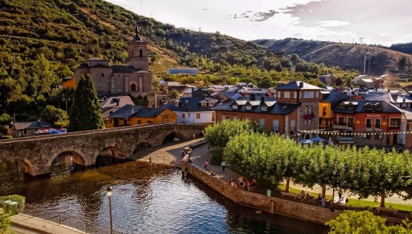 Descubre la playa fluvial de molinaseca en El Bierzo