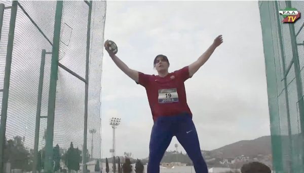 Sabina Asenjo en su primer lanzamiento en Motril | Federación Andaluza de Atletismo