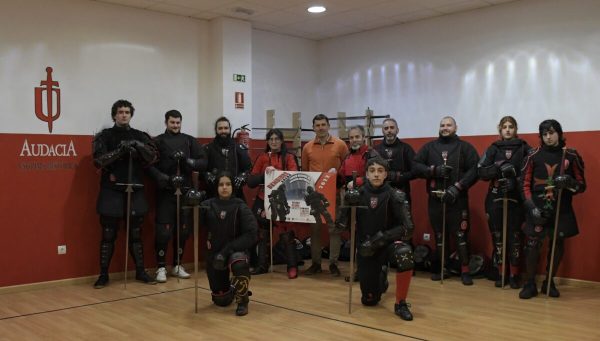 Presentación del torneo de esgrima histórica que se celebra este sábado en Bembibre