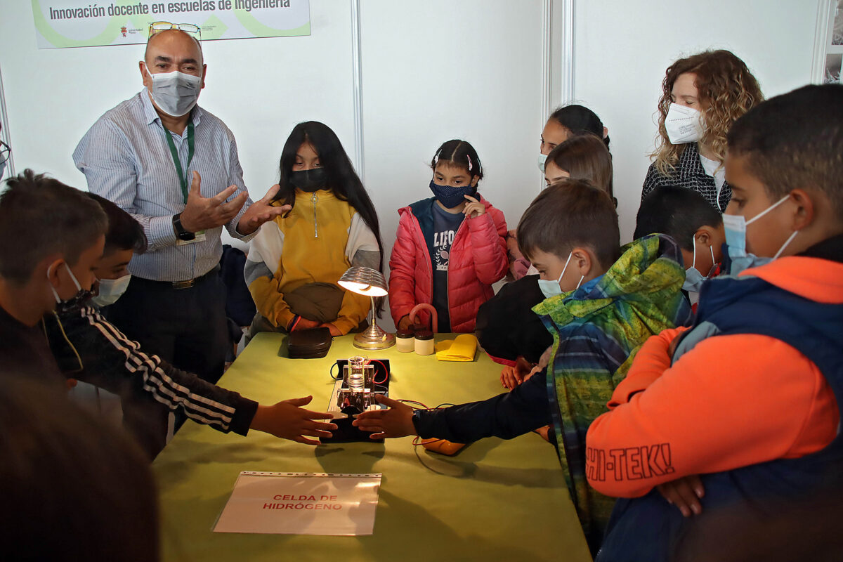 Tercera edición de Expociencia de la Universidad de León