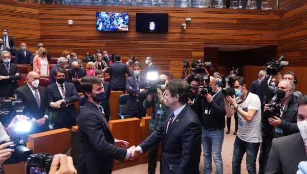 Alfonso Fernández Mañueco toma posesión como presidente de la Junta de Castilla y León