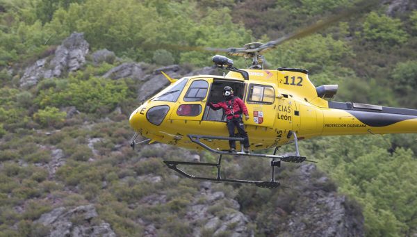 Ejercicio conjunto del Grupo de Rescate y Salvamento de la Junta y el Grupo de Rescate e Intervención en Montaña de la Guardia Civil en Vegacervera