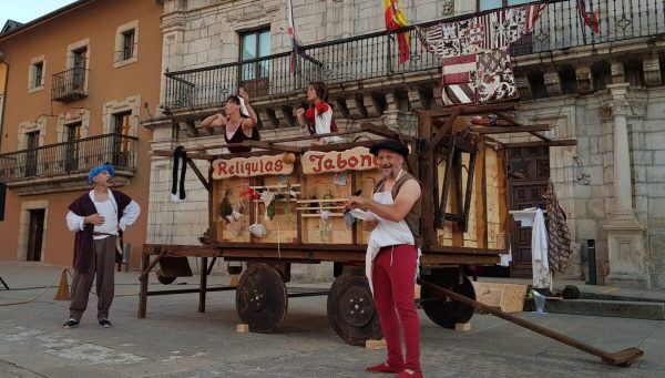 Actuación de "Jaculatoribus Vía" el 30 de junio de 2022 en la Plaza del Ayuntamiento de Ponferrada