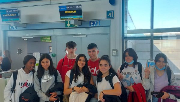 Alumnos del IES Álvaro Yáñez de camino a Alemania