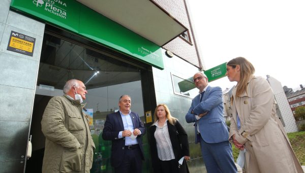 El alcalde de Ponferrada visita las instalaciones de Asprona Bierzo en Flores del Sil