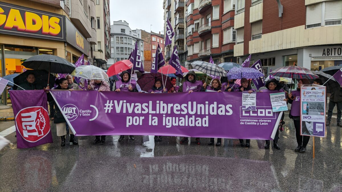 Concentración de los sindicatos por el Día contra la Violencia de Género