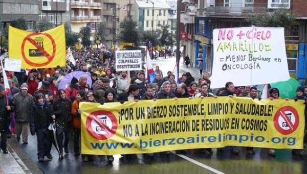 Manifestación de Bierzo Aire Limpio contra la incineración