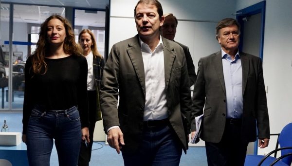 Ester Muñoz, Alfonso Fernández Mañueco y Francisco Vázquez, en la clausura del Comité Ejecutivo Autonómico del PP