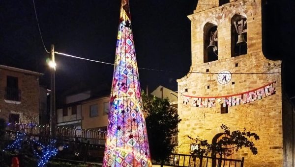 Árbol de Navidad de ganchillo en Quintana de Fuseros