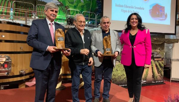 Entrega de la Castaña de Oro de la Fundación Prada a Tope