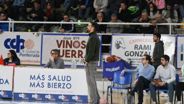 David Barrio, durante un partido del Clínica Ponferrada SDP