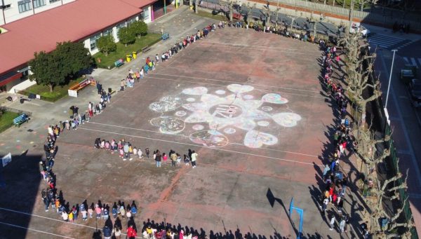 Celebración del Día de la Paz en el colegio Condesa de Fenosa