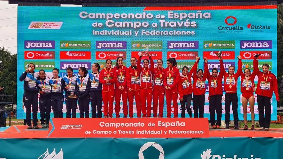 Pódium del Campeonato de España de cross por selecciones