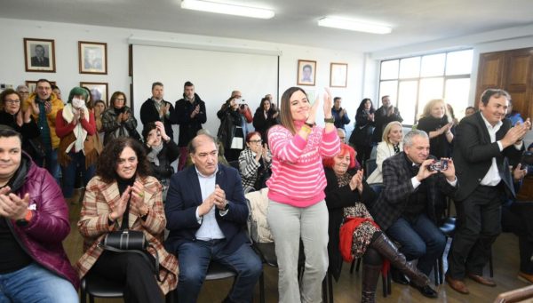 Nuria Rubio, durante el pleno de investidura de Irene González como alcaldesa de Cacabelos