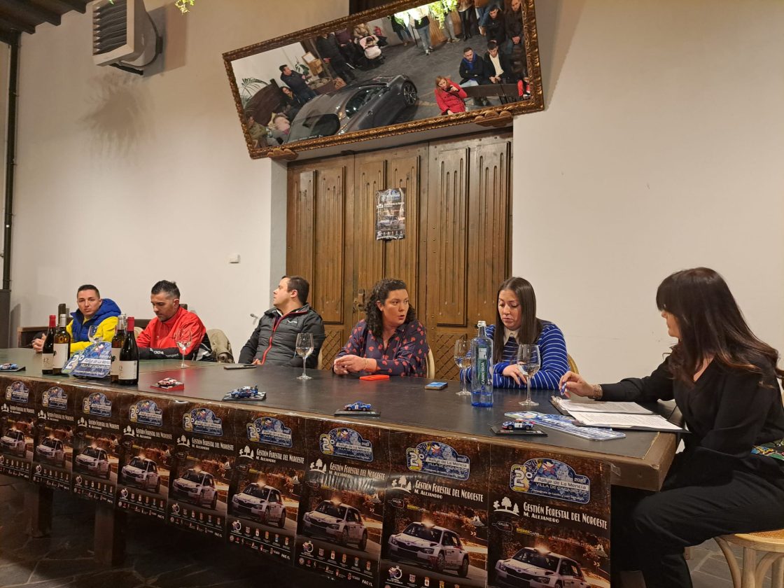 Presentación del II Rally de la Mencía en Cacabelos