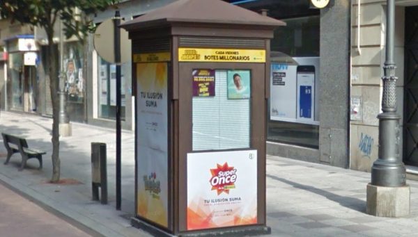 Quiosco de la Once en la avenida de España de Ponferrada