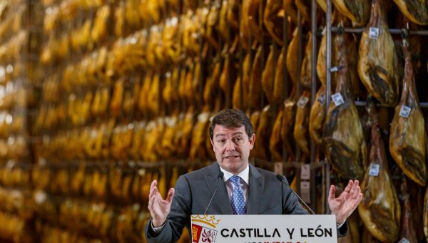 El presidente de la Junta de Castilla y León, Alfonso Fernández Mañueco, participa en el acto del 125 aniversario de la empresa Monte Nevado