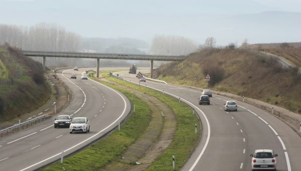 Tráfico en la A-6 a su paso por Ponferrada