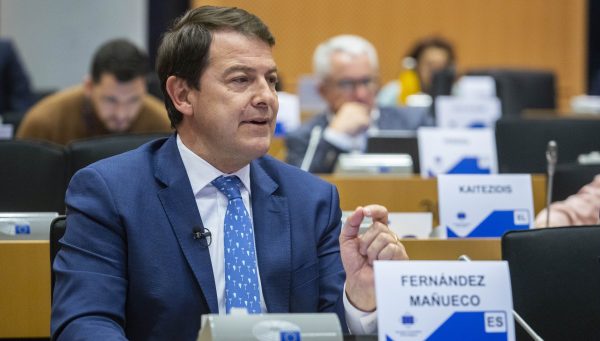 El presidente de la Junta de Castilla y León, Alfonso Fernández Mañueco, participa en el pleno del Comité de las Regiones en Bruselas