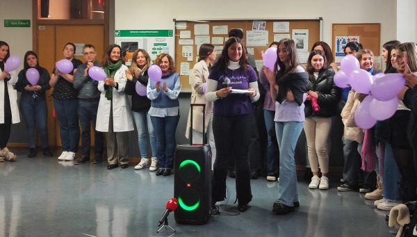 Concentración por el Día de la Mujer en el Campus de Ponferrada