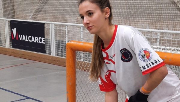 Claudia Sanjurjo, nueva jugadora del Bembibre Hockey