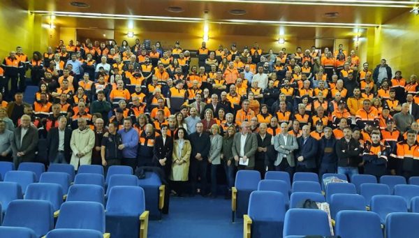 Entrega de desfibriladores a las agrupaciones de Protección Civil de Galicia