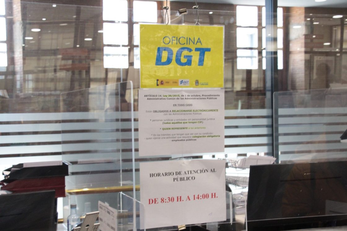 Oficina DGT en Ponferrada. / EBD