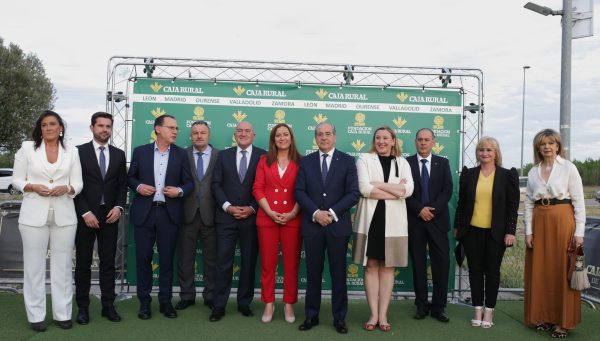 Acto de homenaje a Cipriano García, director general de Caja Rural