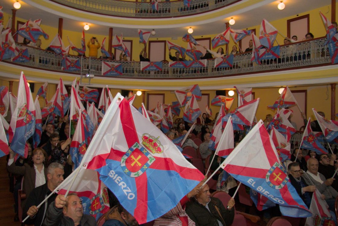 Presentación de las candidaturas de Coalición por El Bierzo. / CB