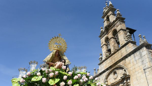 Celebración del lunes de Pascua en Cacabelos