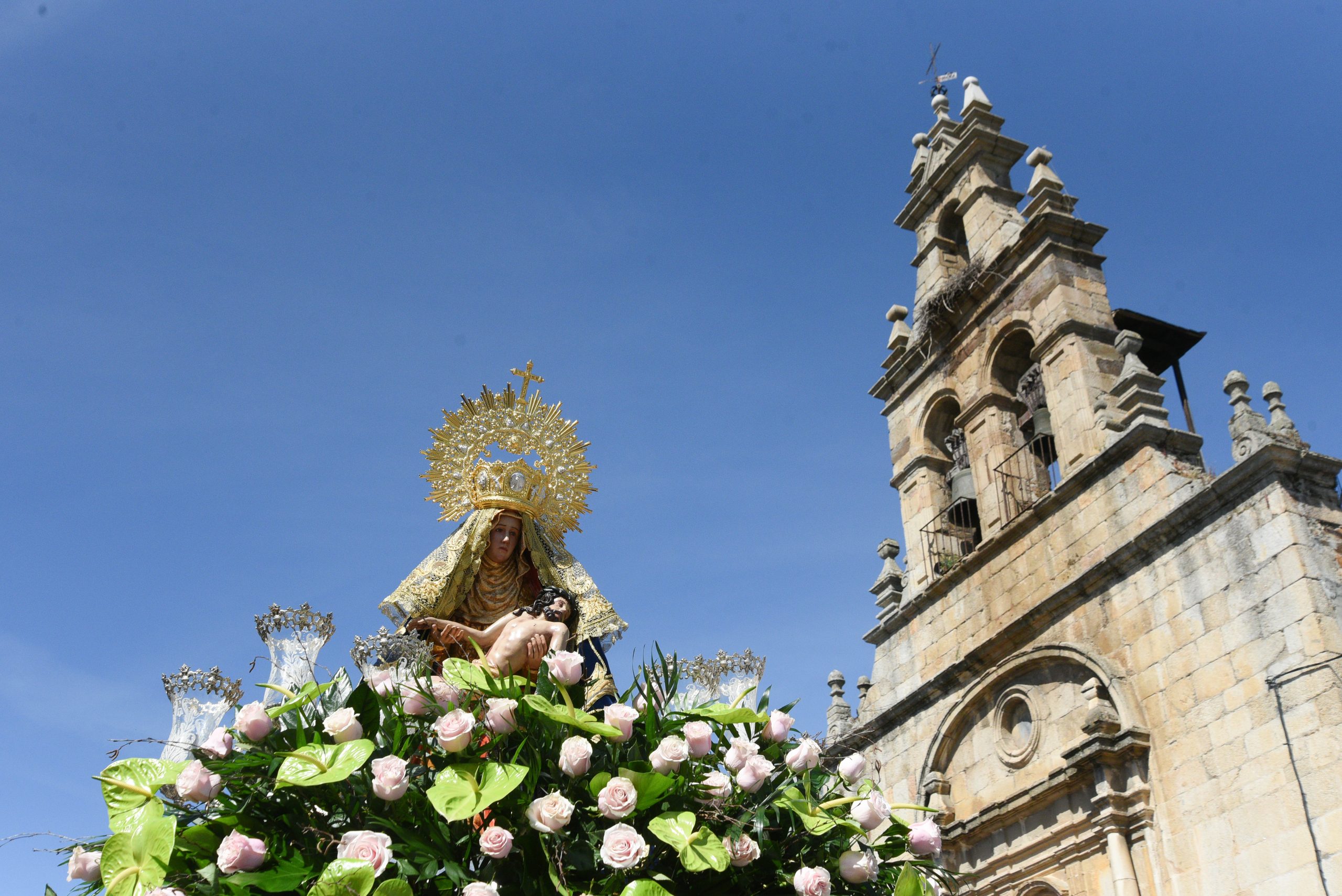 Celebración del lunes de Pascua en Cacabelos