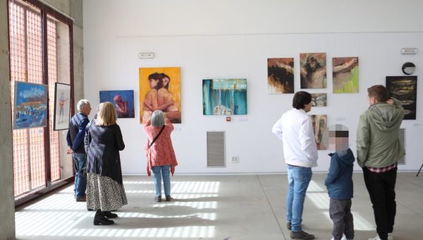 Exposición de la Asociación de Pintores y Escultores en el espacio Estación Arte