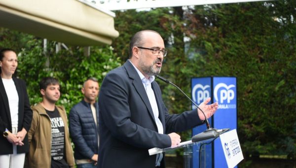 Marco Morala, durante un mitin de campaña en Ponferrada