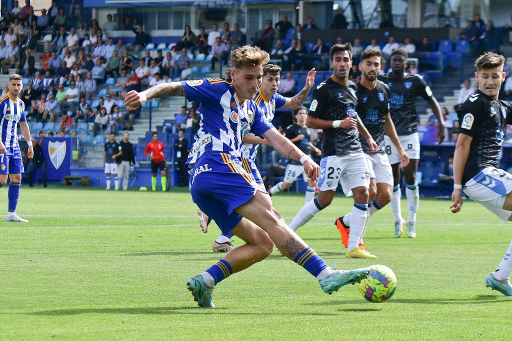 Ponferradina-Málaga Hugo Vallejo