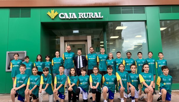 Equipos bercianos del Programa Regional de Detección de baloncesto que patrocina Caja Rural