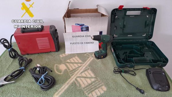 Material recuperado por la Guardia Civil en el transcurso de la operación