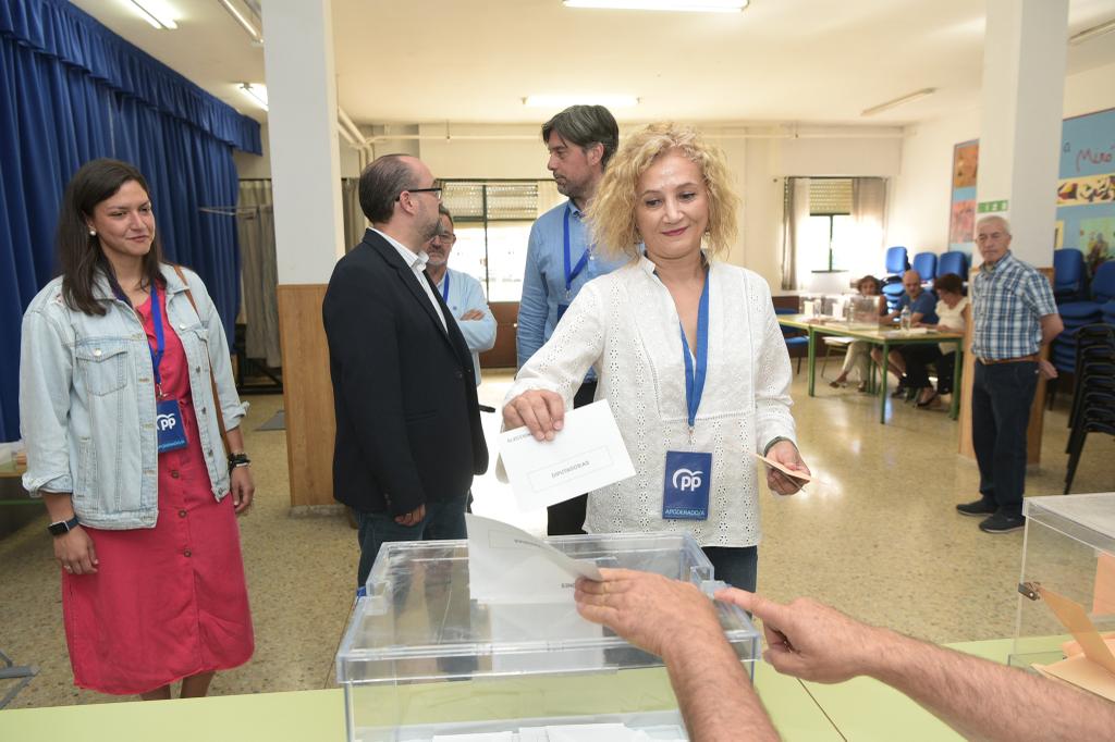 Silvia Franco vota en las Elecciones Generales de este 2023. / Quinito