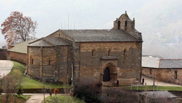 Iglesia de Santiago de Villafranca del Bierzo. / Rubén Cacho