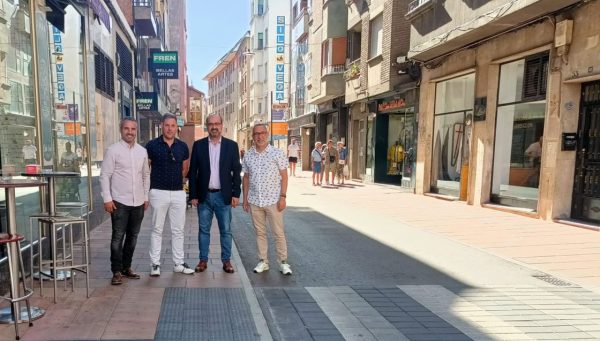 Reapertura del tráfico de vehículos en la calle Real. / Ayuntamiento de Ponferrada