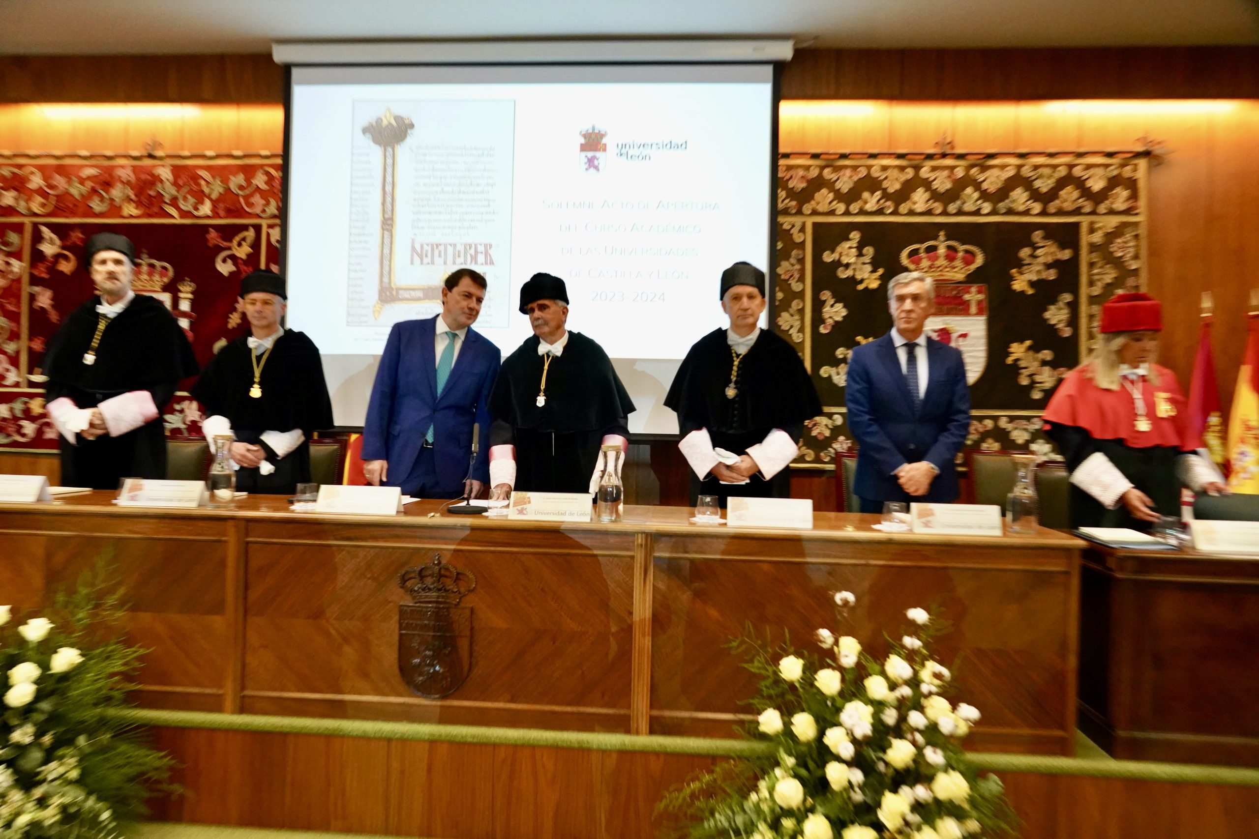 El presidente de la Junta de Castilla y León, Alfonso Fernández Mañueco, inaugura el curso académico 2023-2024 de las Universidades de Castilla y León