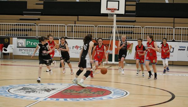 Partido de cantera del Club Baloncesto Bembibre