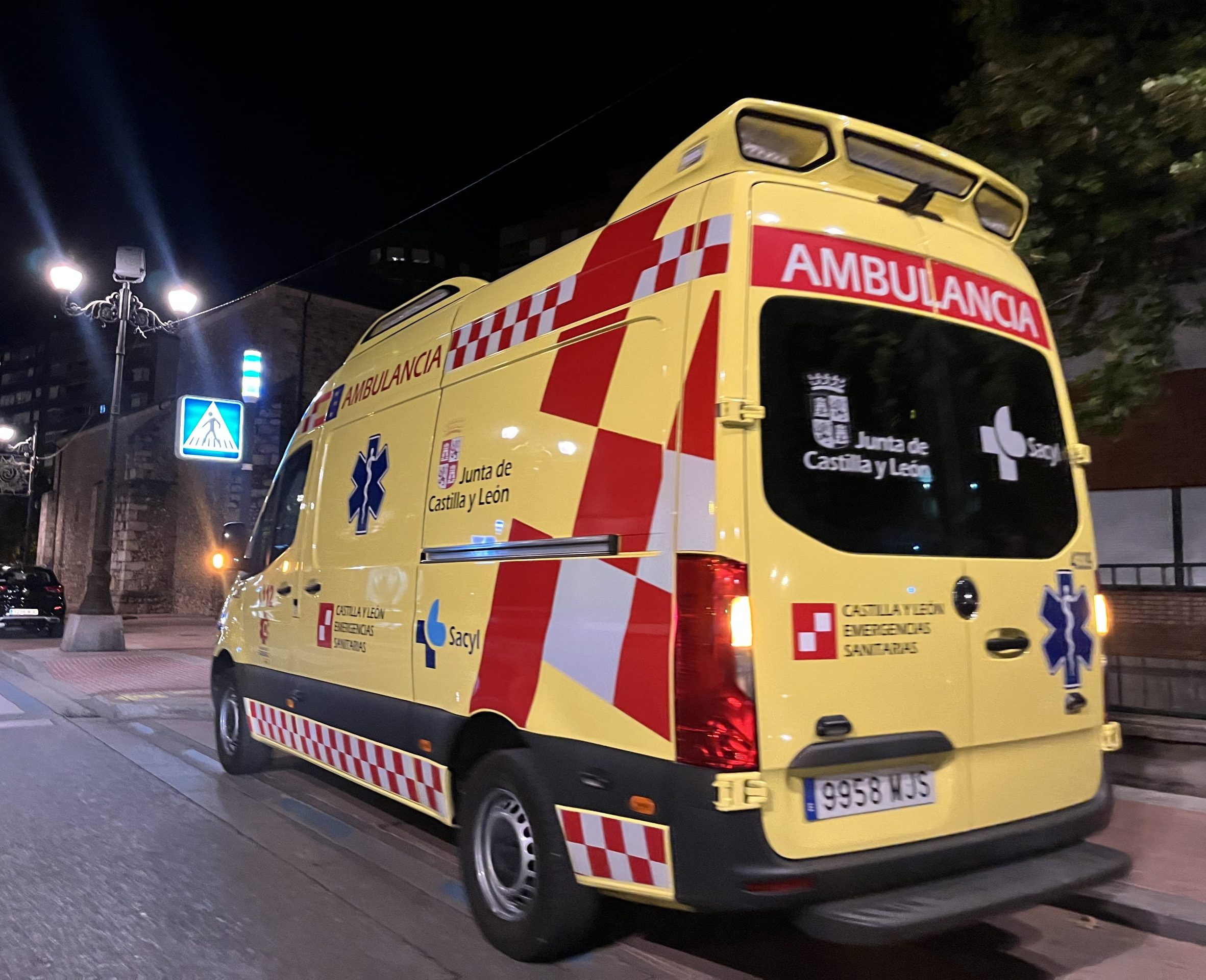 Ambulancia del 112 de Castilla y León. / EBD