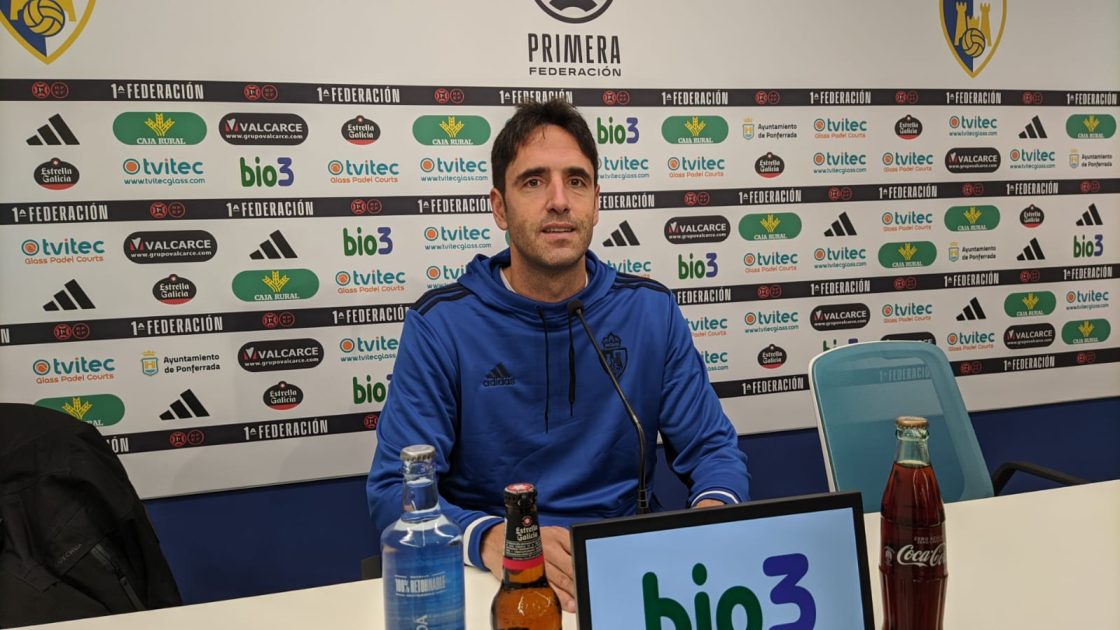 Íñigo Vélez, entrenador de la Ponferradina