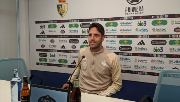 Íñigo Vélez, entrenador de la Ponferradina